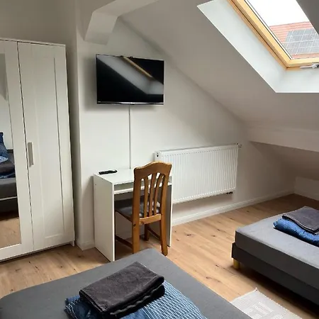 Uebernachtung By Tag Апартаменты