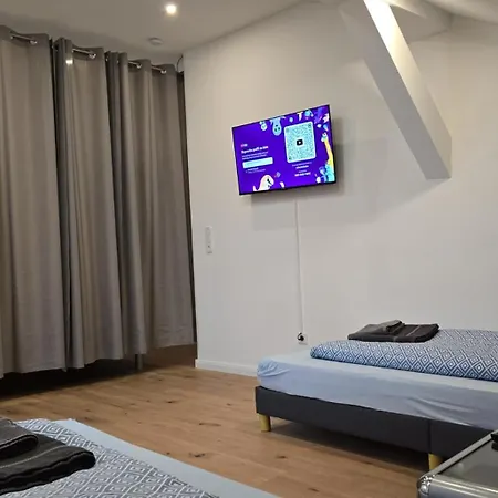 Uebernachtung By Tag Апартаменты Staufenberg (Lower-Saxony)