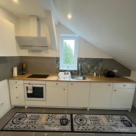 Uebernachtung By Tag Апартаменты